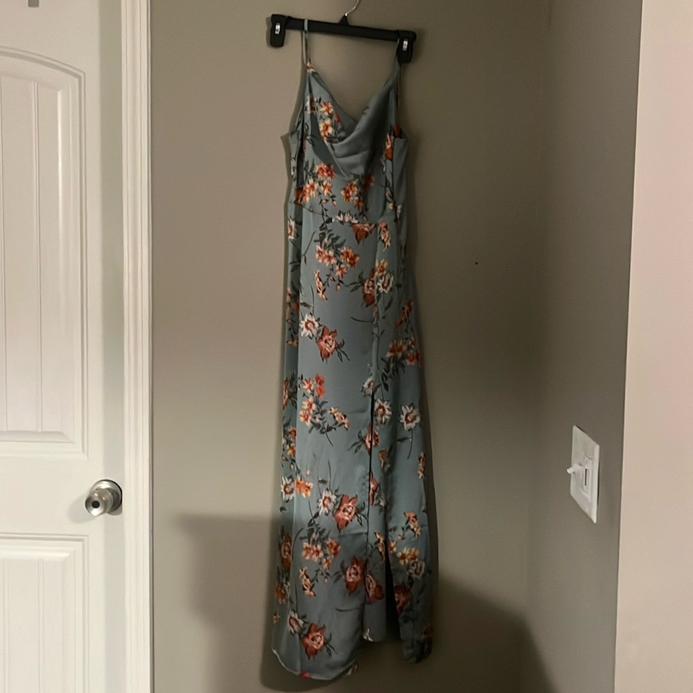 Long dress with a slit